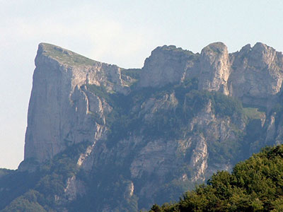 les_trois_becs